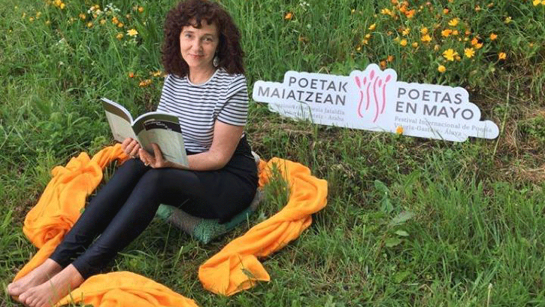Elisa Rueda inaugura Poetas en mayo 2021